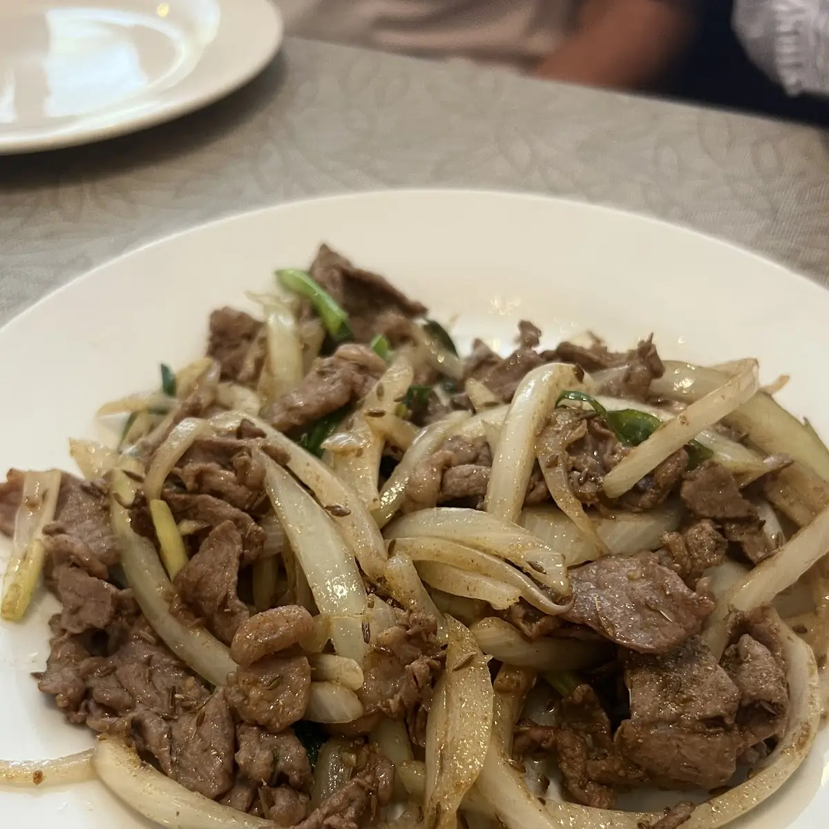 Beef Scallion Style 葱爆牛